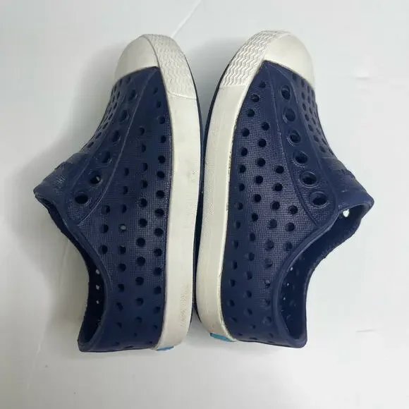 Native Jefferson Shoes Girls Boys Baby 4 Blue Slip on - Picture 4 of 7